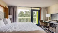 Holiday Inn & Suites Phoenix-Mesa/Chandler Hotels in Mesa