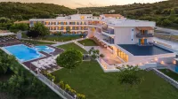 Paradise Resort - Swimmingpools