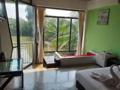 Plernsalaya Resort Hotels in Amphoe Phutthamonthon