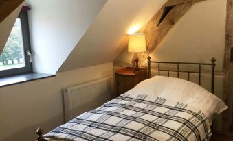 Gîte Ferme d'Hougoumont - Housity