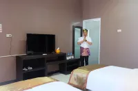 Balitong Resort Hotels in Bukitintan