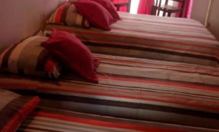 Hostal Atix - Housity