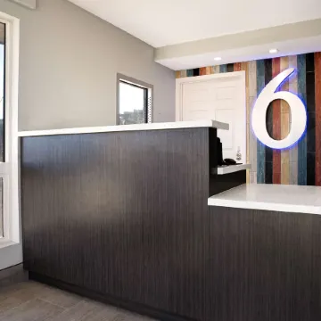 Motel 6 Eureka, CA – Redwood Coast