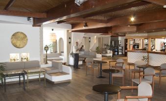 Apart Hotel Ponderosa - Housity
