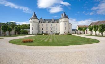 Chateau de Marcay Hotel