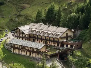 Chalet du Lys Hotel & SPA