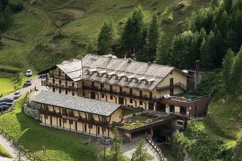 Chalet du Lys Hotel & SPA
