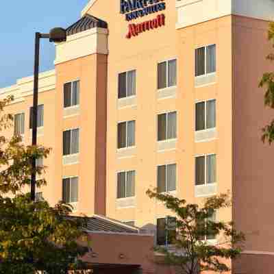 Fairfield Inn & Suites Carlisle Hotel Exterior