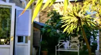 Kew Studios and Rooms Hotel di Kew
