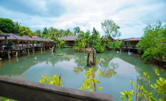 Baanmai Resort