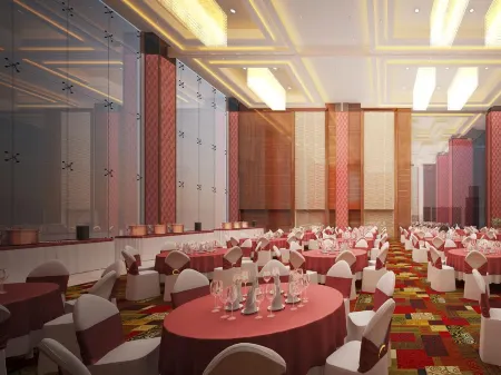 Trinity Grand Отели в г. Райгарх