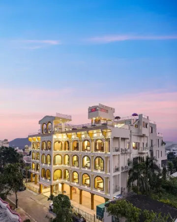 Shahpura Barliyas House Hotels near Zenana Mahal