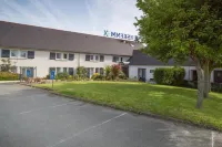 Hotel Restaurant l'Eskemm St Brieuc-Trégueux Отели в г. Плуфраган