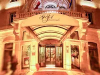 Grande Albergo Internazionale Hotel dekat Chiesa del Cristo dei Domenicani