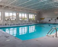 Baymont by Wyndham South Bend Near Notre Dame - Pool