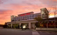 Clarion Hotel Airport Hotels in Portland