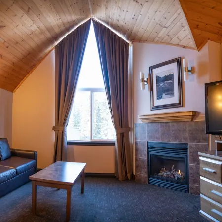The Rundlestone Lodge