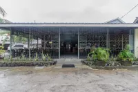 RedDoorz at Jalan Babepalar Rike Manado Wanea otelleri