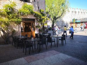 Il Torrione Trento & Caffetteria Perghem (al Torrione)