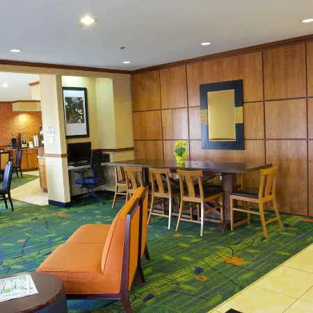 Fairfield Inn & Suites Beloit