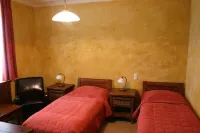 Sarlospuszta Club Hotel فنادق في Lajosmizse
