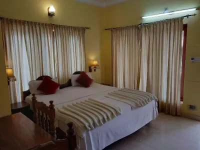 Beach Florra Inn Hotels in Kovalam