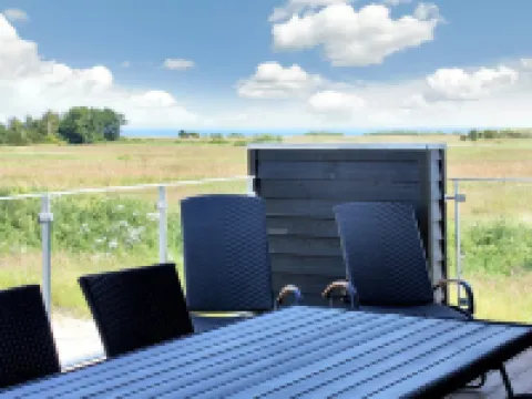 "Ugot" - 750m from the Sea