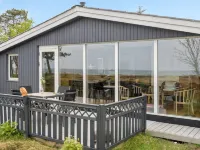 "Djuna" - 200m from the Sea