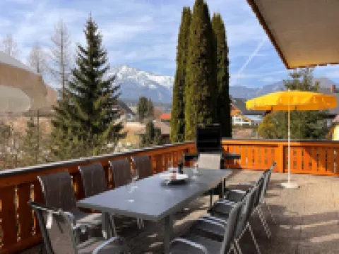 The Red Apartment 大瑟爾克酒店