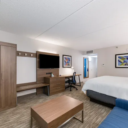 Holiday Inn Express NAPERVILLE by IHG