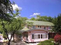 Pension Laurel