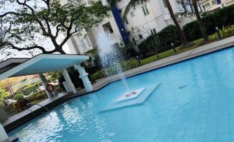 High-Tech Studio at Grass Residences -2 Persons Only, Quezon City