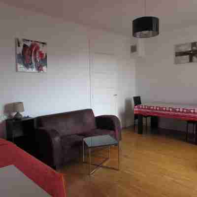 ApartHotel François 1er - 16ème Rooms