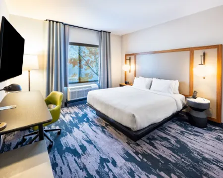 フェアフィールド イン & スイーツ バイ マリオット ローマ ロームのホテル