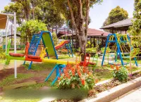 Puri Saras Family Garden Hotel Syariah
