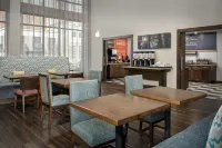 Hampton Inn & Suites Portland/Hillsboro-Evergreen Park - breakfast