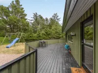 "Glenda" - 3km from the Sea