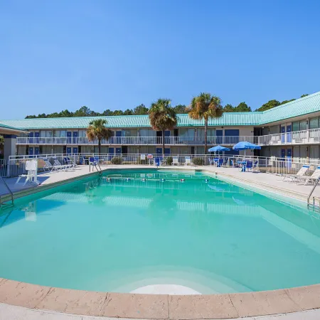Motel 6 Tifton, GA