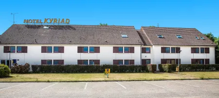 Kyriad Montargis - Amilly Отели в г. Монтаржи