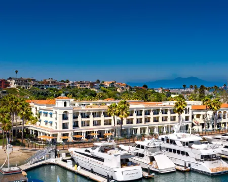 Balboa Bay Resort Hotels in Newport Beach