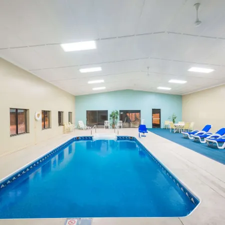 Super 8 by Wyndham Tucumcari