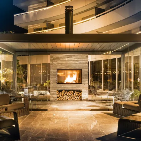 7132 Hotel Vals