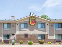Super 8 by Wyndham Hampton Các khách sạn ở Hampton
