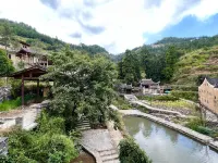 Little Plum House Homestay