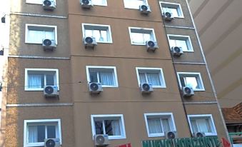 Nuevo Horizonte Hotel - Housity