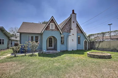 Historic Home w/ Yard Near St Mary's Strip!