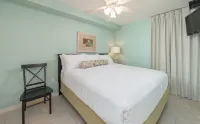 Phoenix All Suites Hotel Hotels near Waterville USA/Escape House