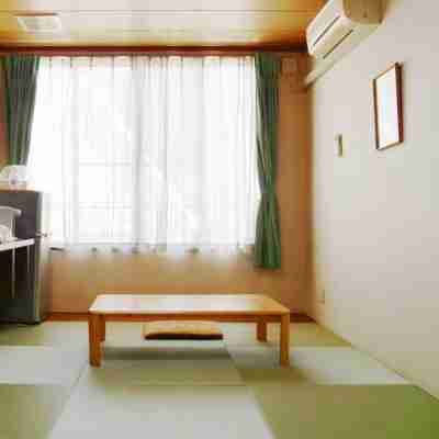 ラルバ諏訪湖ホテル Rooms