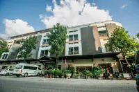 Seasons Riverside Hotel Hotels in Vientiane