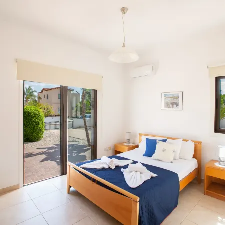 Protaras Holiday Villa Av6